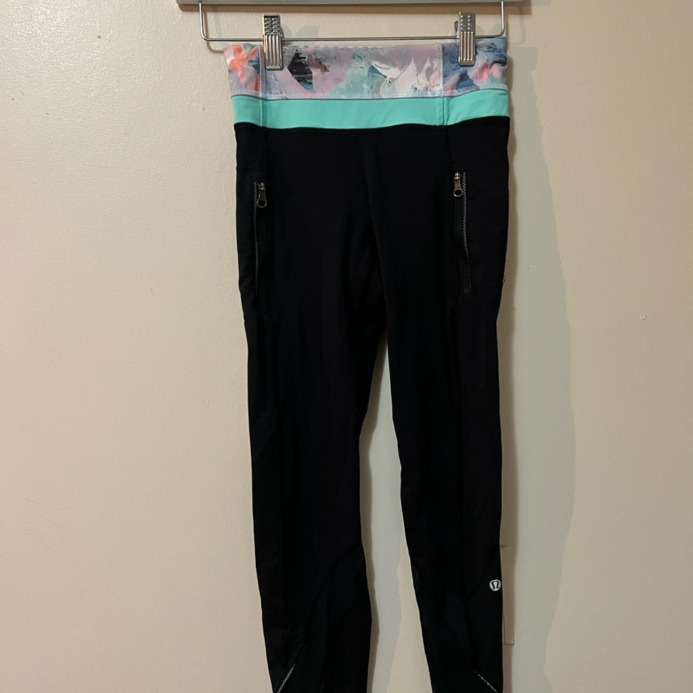 Lululemon womens legging size 2